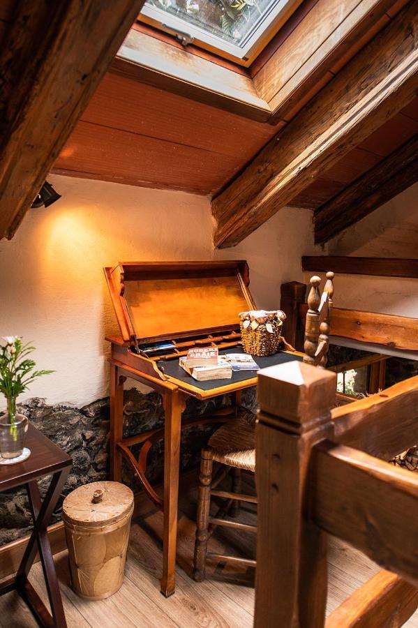 Homeforguest Cosy Rural Flat El Romero With Large Gardens タコロンテ エクステリア 写真